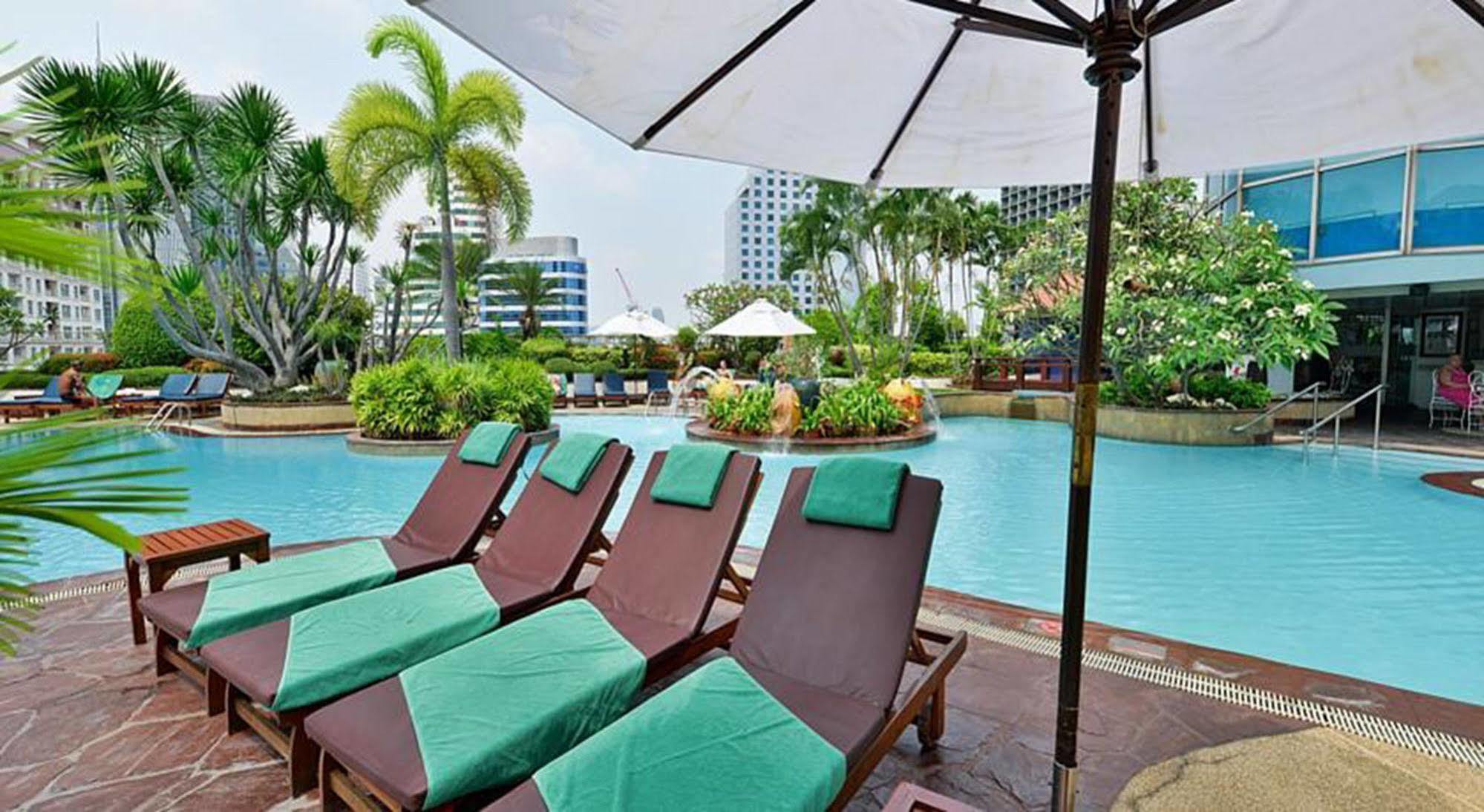 Hotel Executive Club At Windsor Bangkok Exteriér fotografie